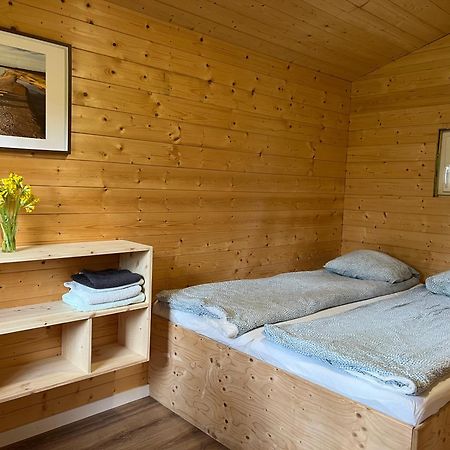 Marika Puhkekuela - Metsanurga Oeoemaja "Shared Bathroom" Nova Bagian luar foto