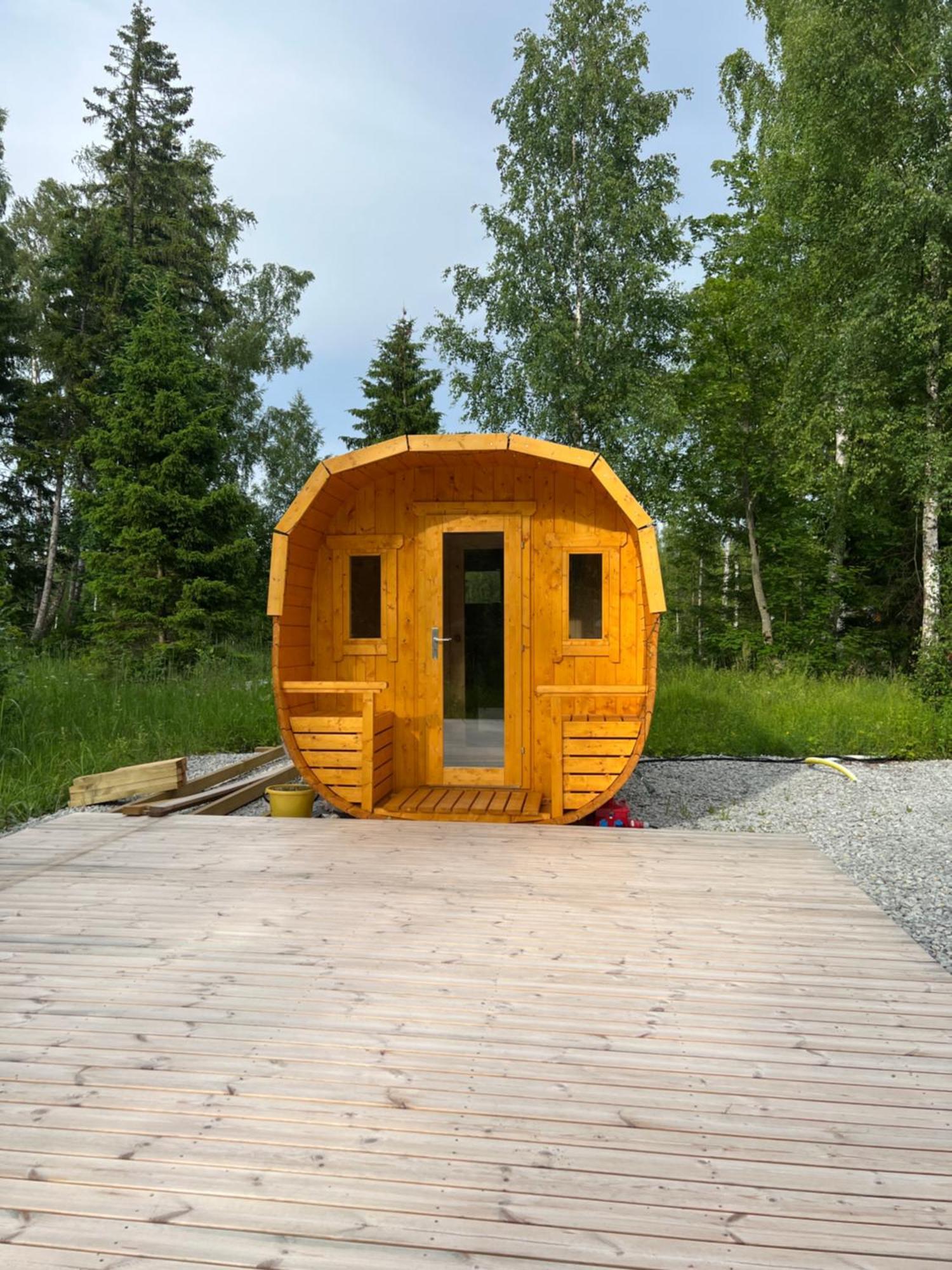 Marika Puhkekuela - Metsanurga Oeoemaja "Shared Bathroom" Nova Bagian luar foto