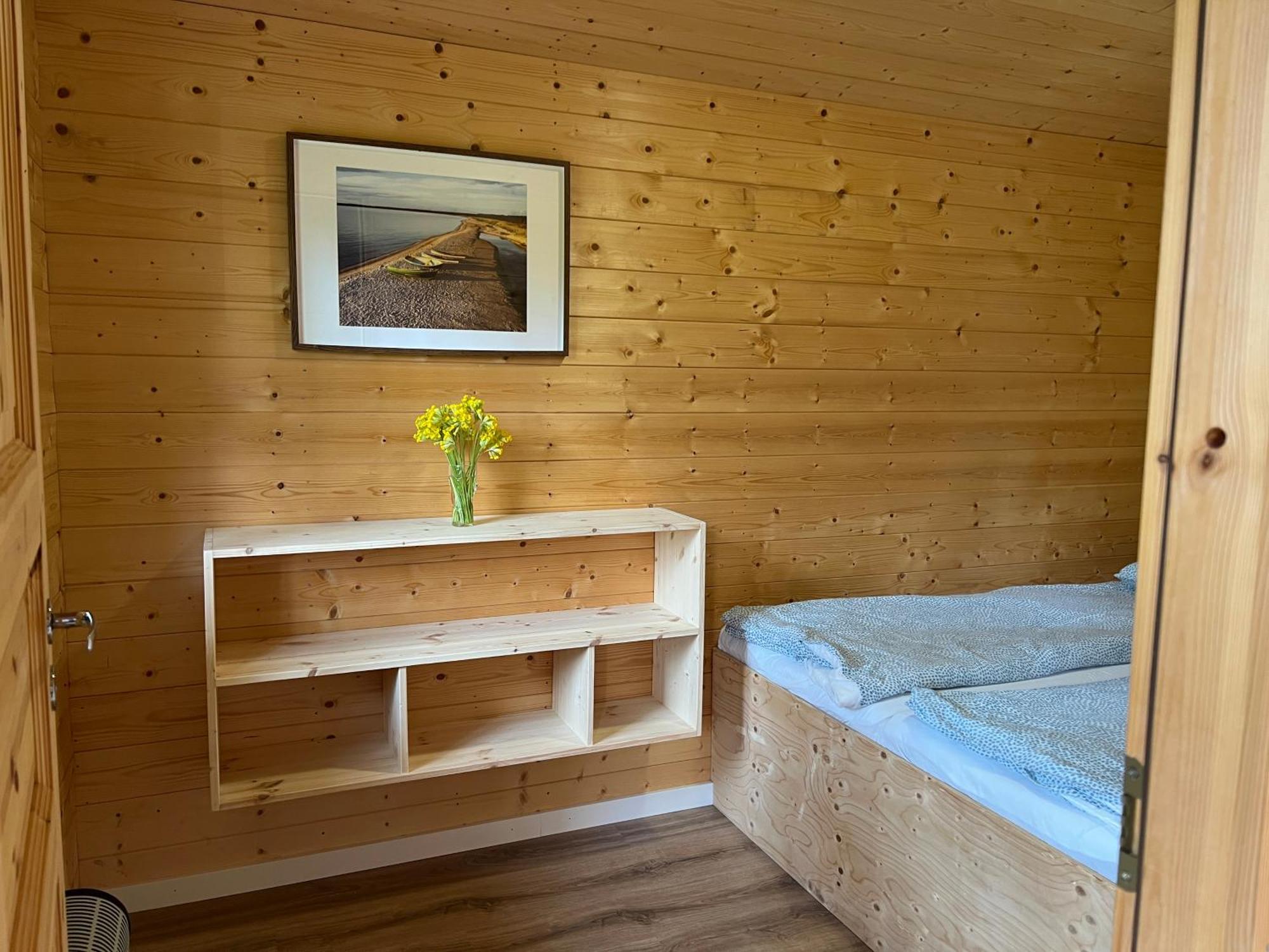 Marika Puhkekuela - Metsanurga Oeoemaja "Shared Bathroom" Nova Bagian luar foto